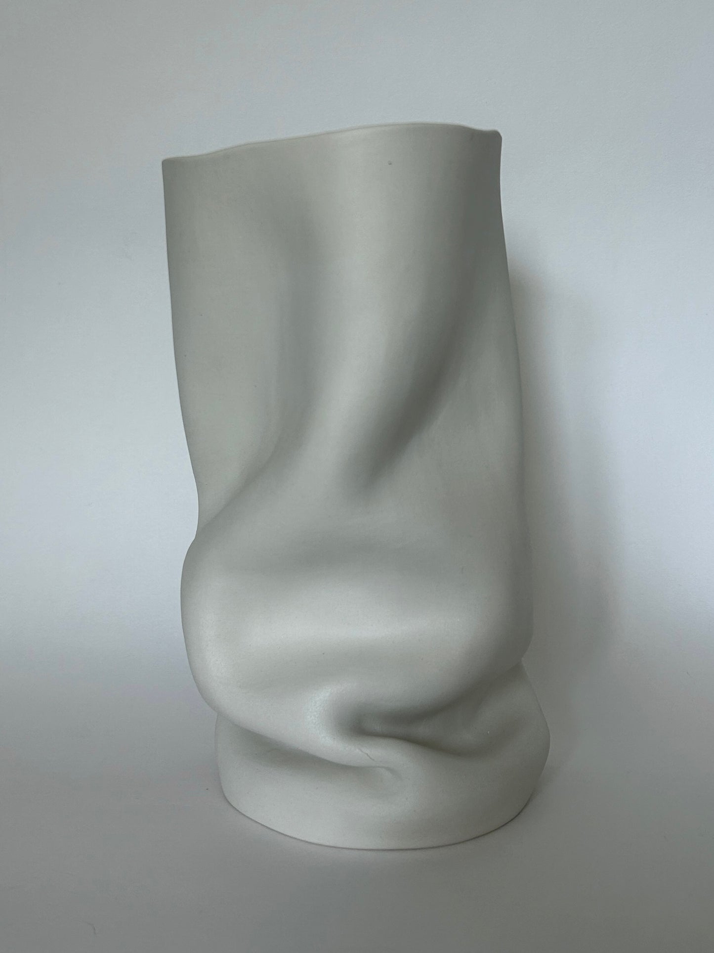 Wavy ultra white porcelain vase