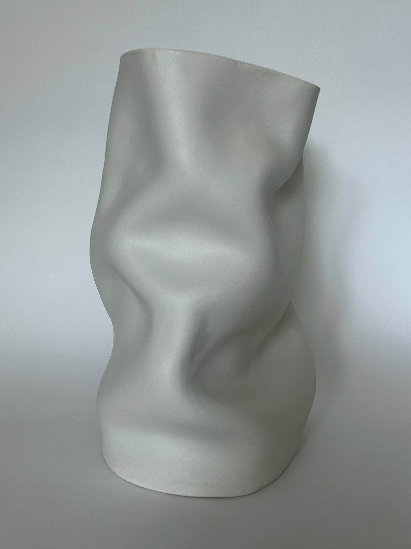 Wavy ultra white porcelain Vase