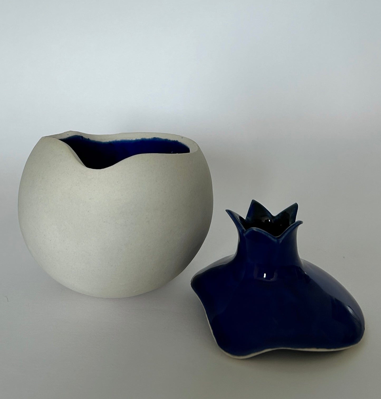 Pomegranate, porcelain lidded container