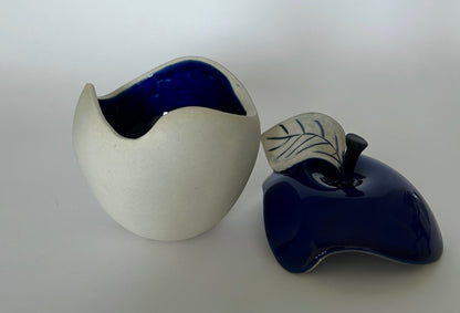 Apple, porcelain lidded container